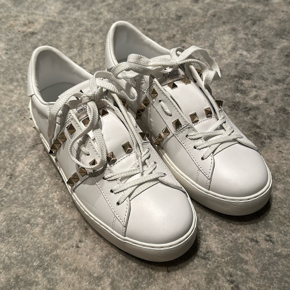 Valentino Garavani Rockstud Sneaker NWOT - Picture 6 of 16